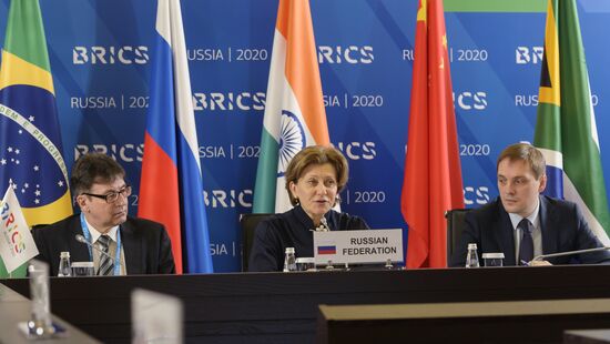 Roundtable discussion “Consumer protection in the era of e-commerce in the BRICS countries”