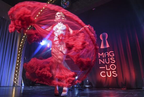 Russia Burlesque Show