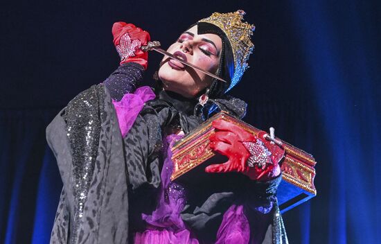 Russia Burlesque Show