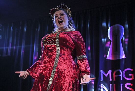 Russia Burlesque Show