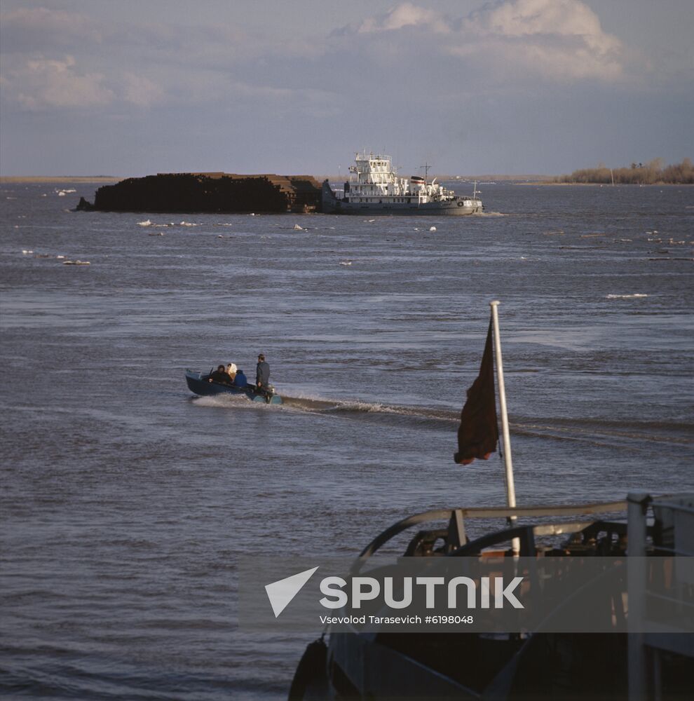 Nizhnevartovsk river port