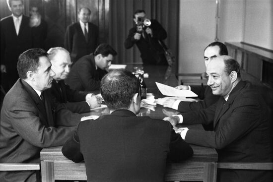 Foreign Minister of United Arab Republic Mahmoud Riad visits USSR
