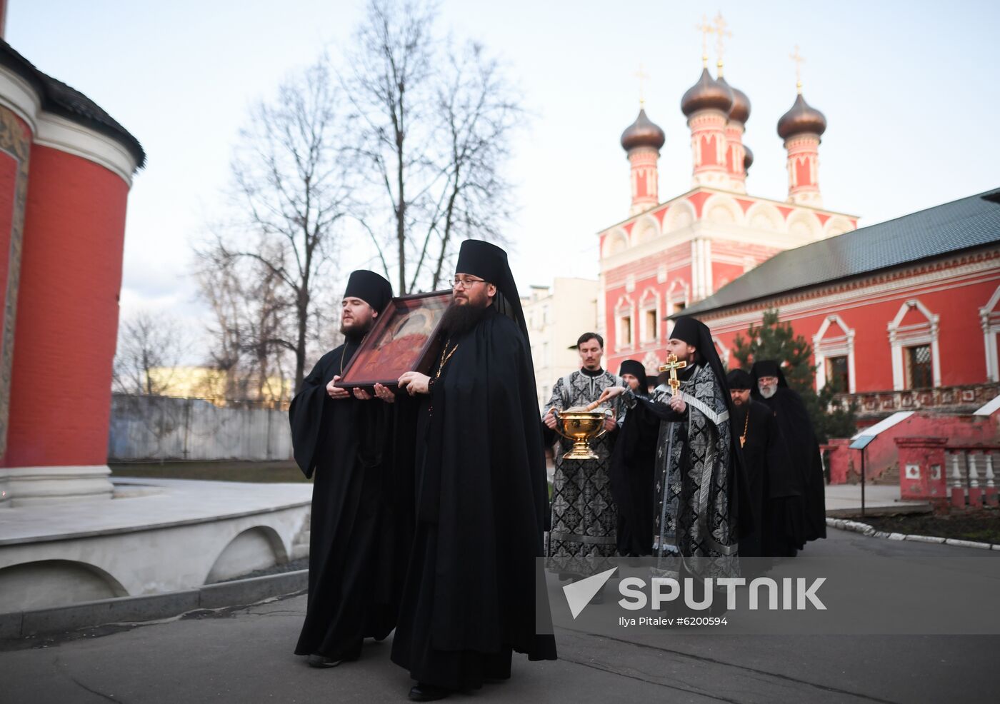 Russia Coronavirus Church