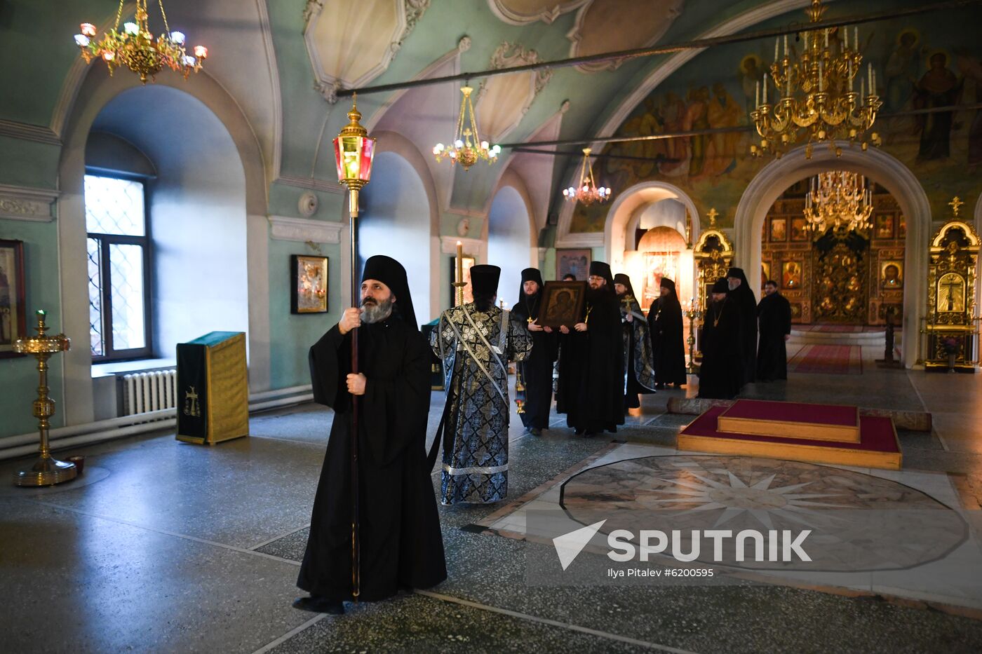 Russia Coronavirus Church