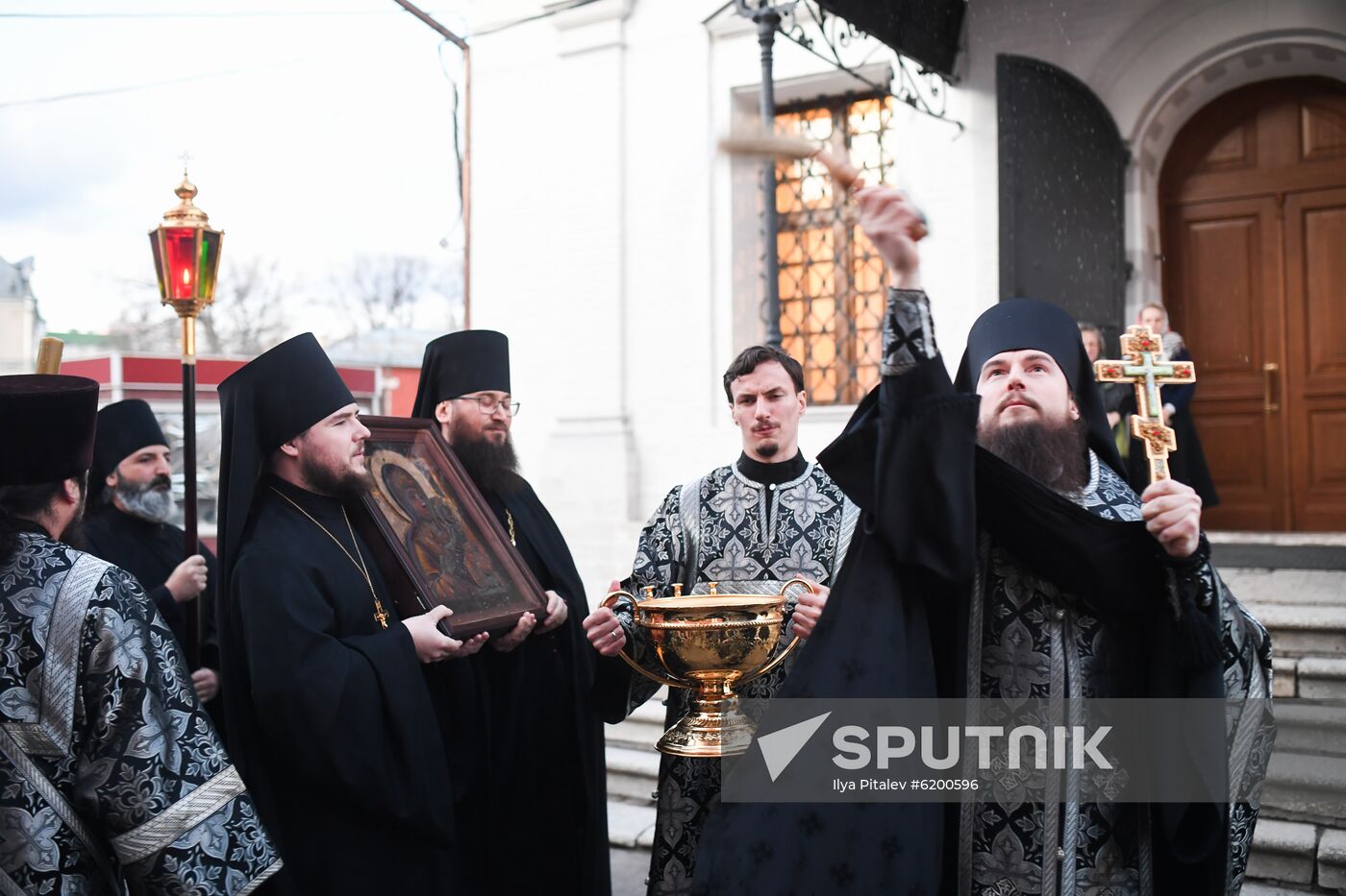 Russia Coronavirus Church