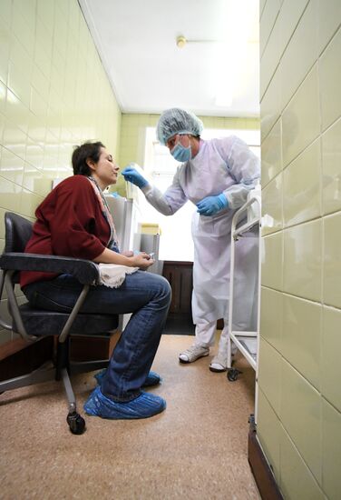 Russia Coronavirus Tests