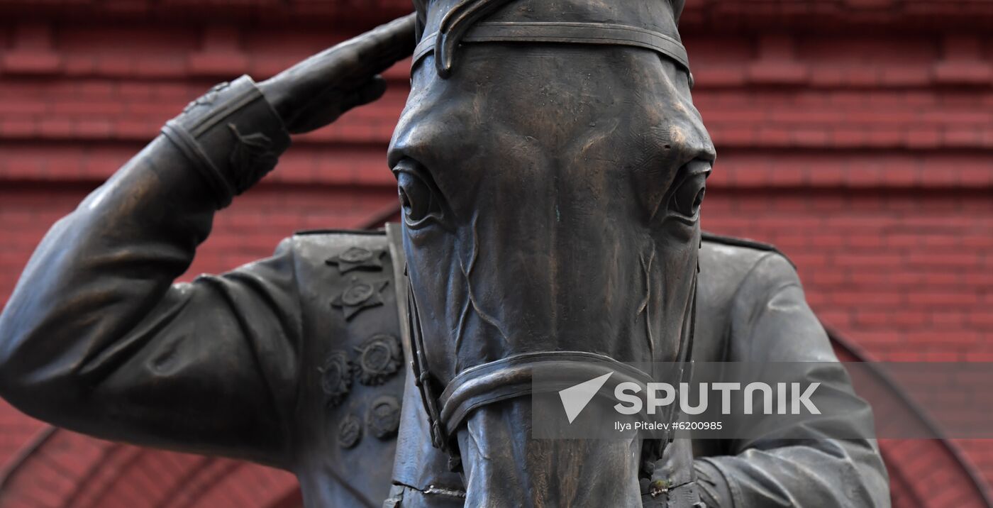 Russia Zhukov Monument Replacement