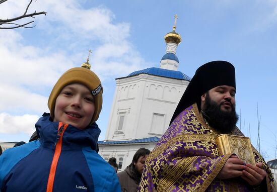 Russia Coronavirus Church