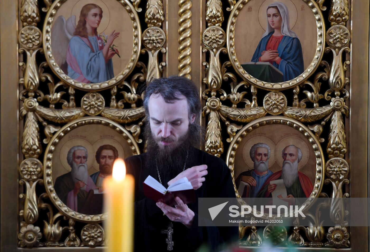 Russia Coronavirus Church