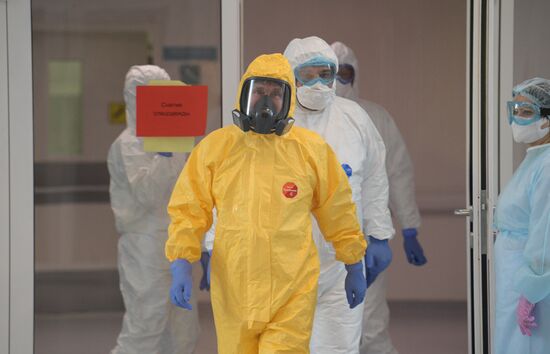 Russia Putin Coronavirus Hospital