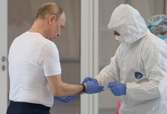 Russia Putin Coronavirus Hospital