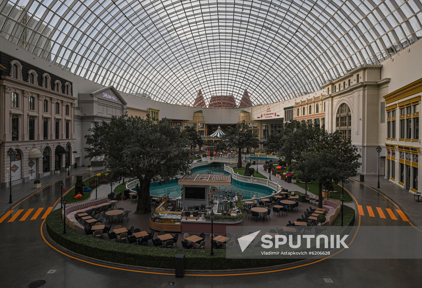 Russia Coronavirus Closure