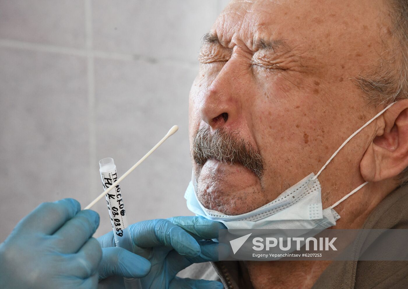 Russia Coronavirus Tests