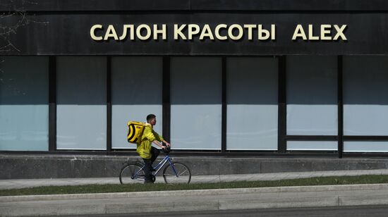 Russia Coronavirus Closure