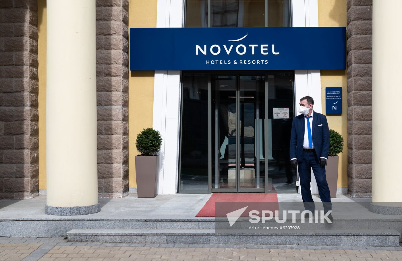 Russia Coronavirus Closure