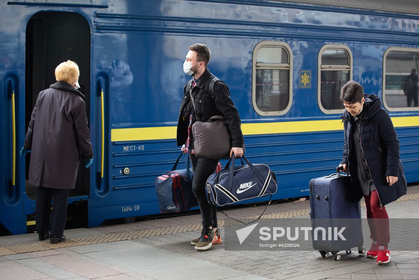Ukraine Russia Train