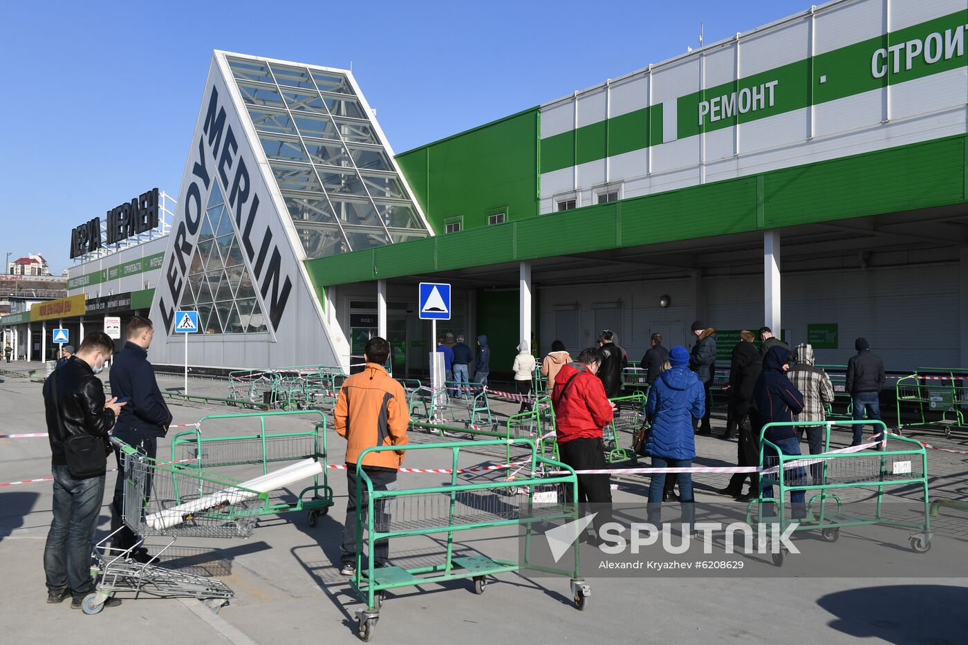 Russia Coronavirus Social Distancing