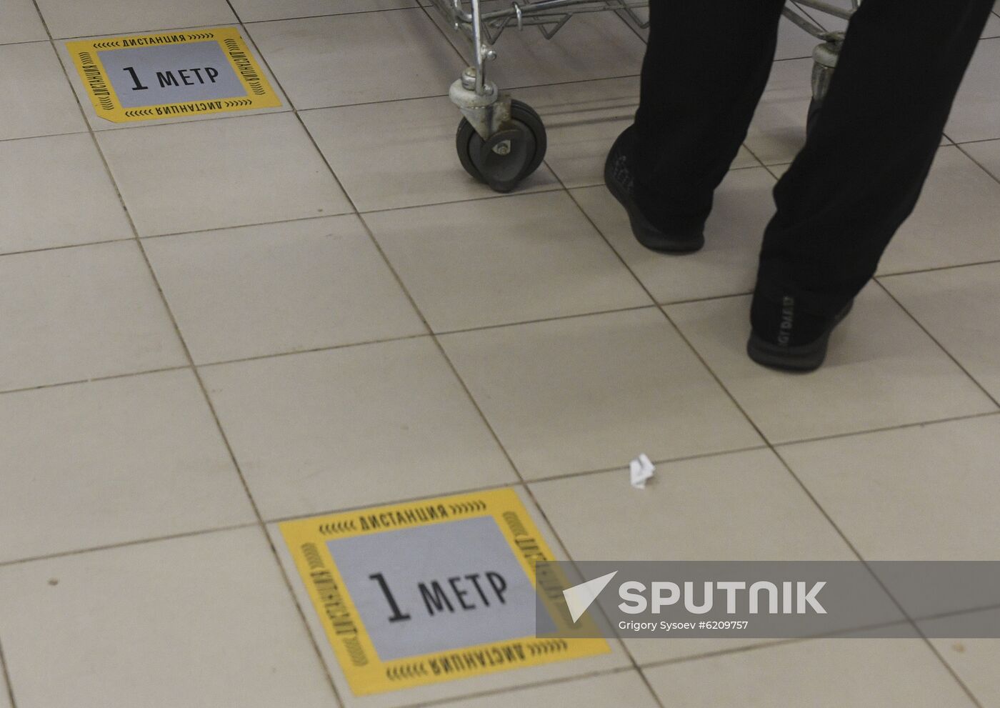 Russia Coronavirus Social Distancing