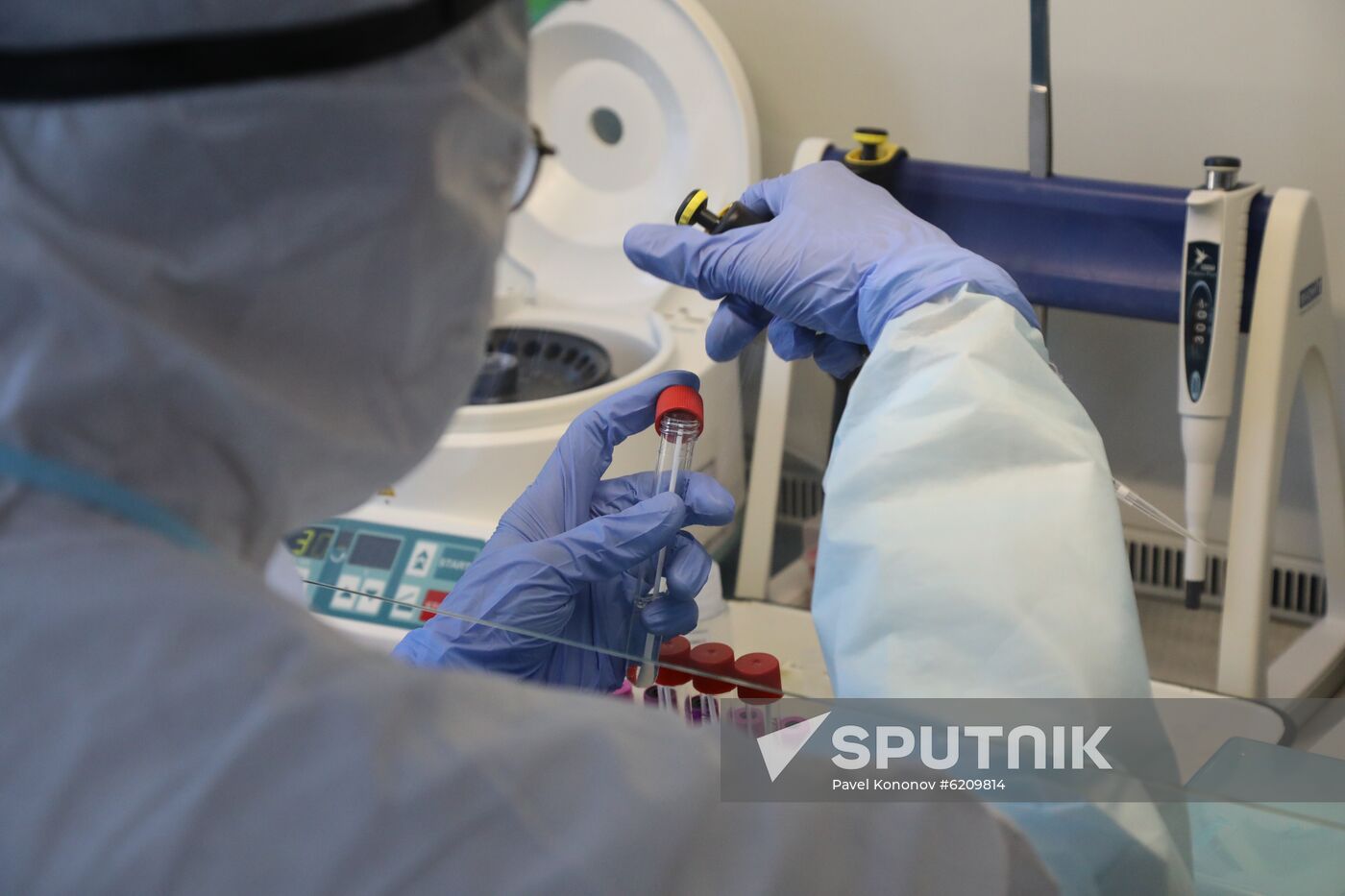 Russia Coronavirus Tests