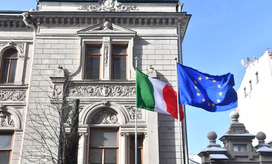 Russia Italy Coronavirus Victims Mourning