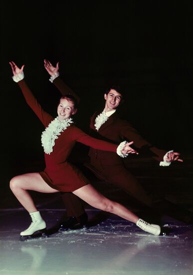 Figure skaters Svetlana Alexeyeva and Alexander Boichuk