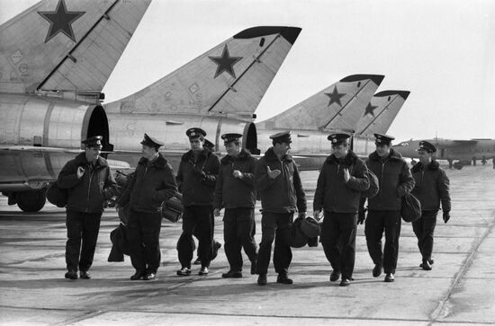 USSR, GDR hold joint military exercise