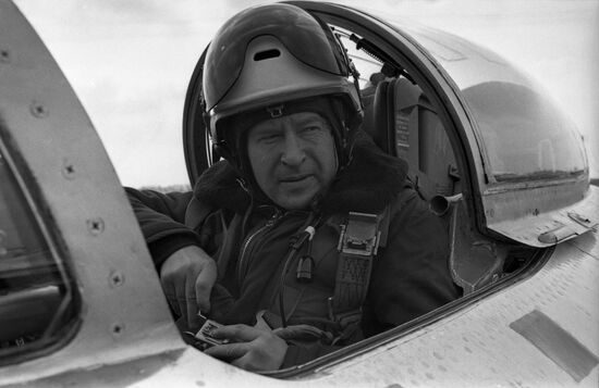 USSR, GDR hold joint military exercise