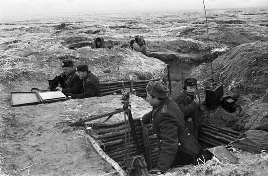 USSR, GDR hold joint military exercise