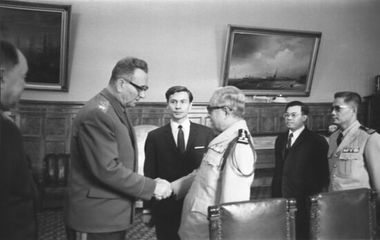 Military delegation of Kingdom of Cambodia visits USSR