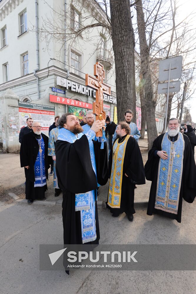 Russia Coronavirus Church