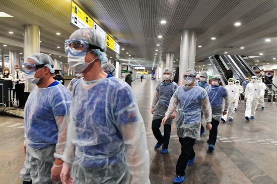 Russia Tourists Return Coronavirus
