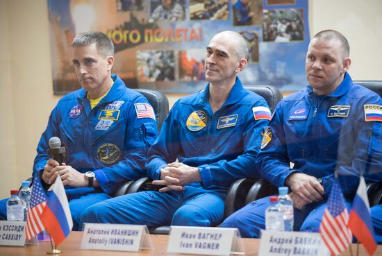 Kazakhstan Space Station Crew
