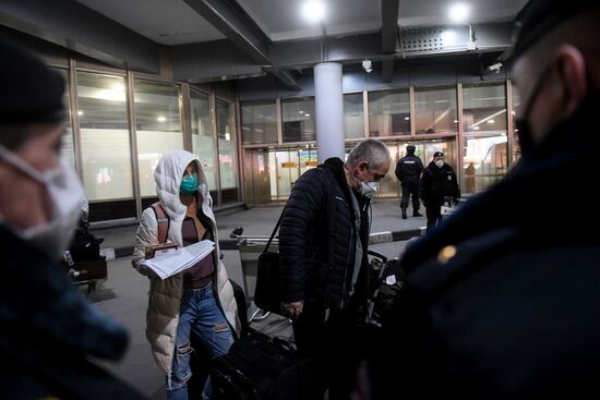 Russia Coronavirus Tourists Return