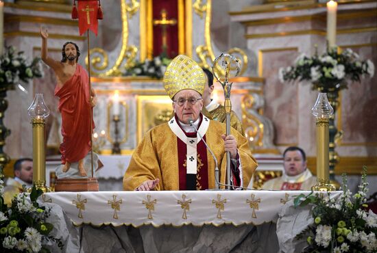 Catholic Easter Worldwide