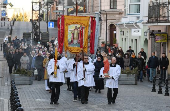 Catholic Easter Worldwide
