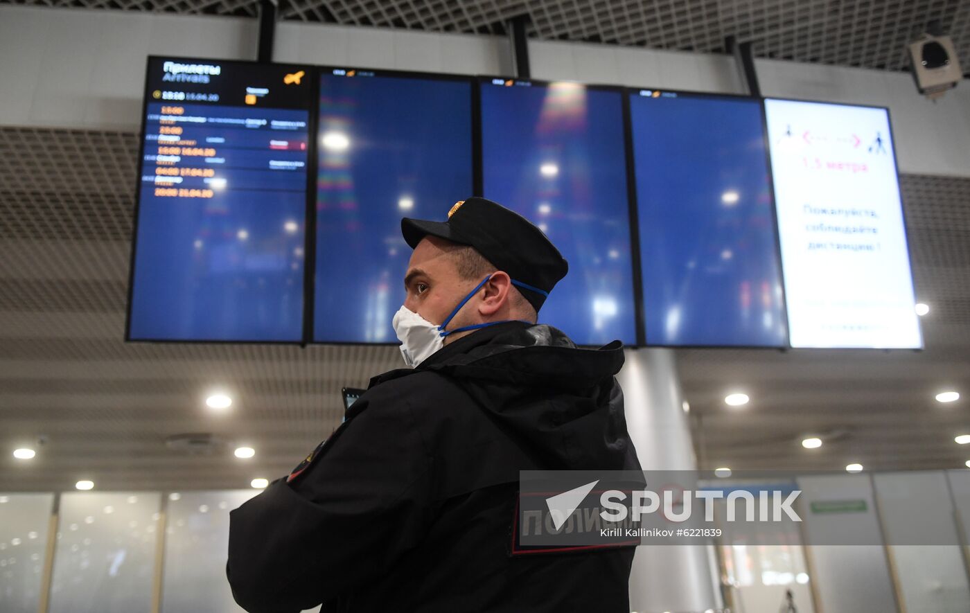 Russia Coronavirus Tourists Return