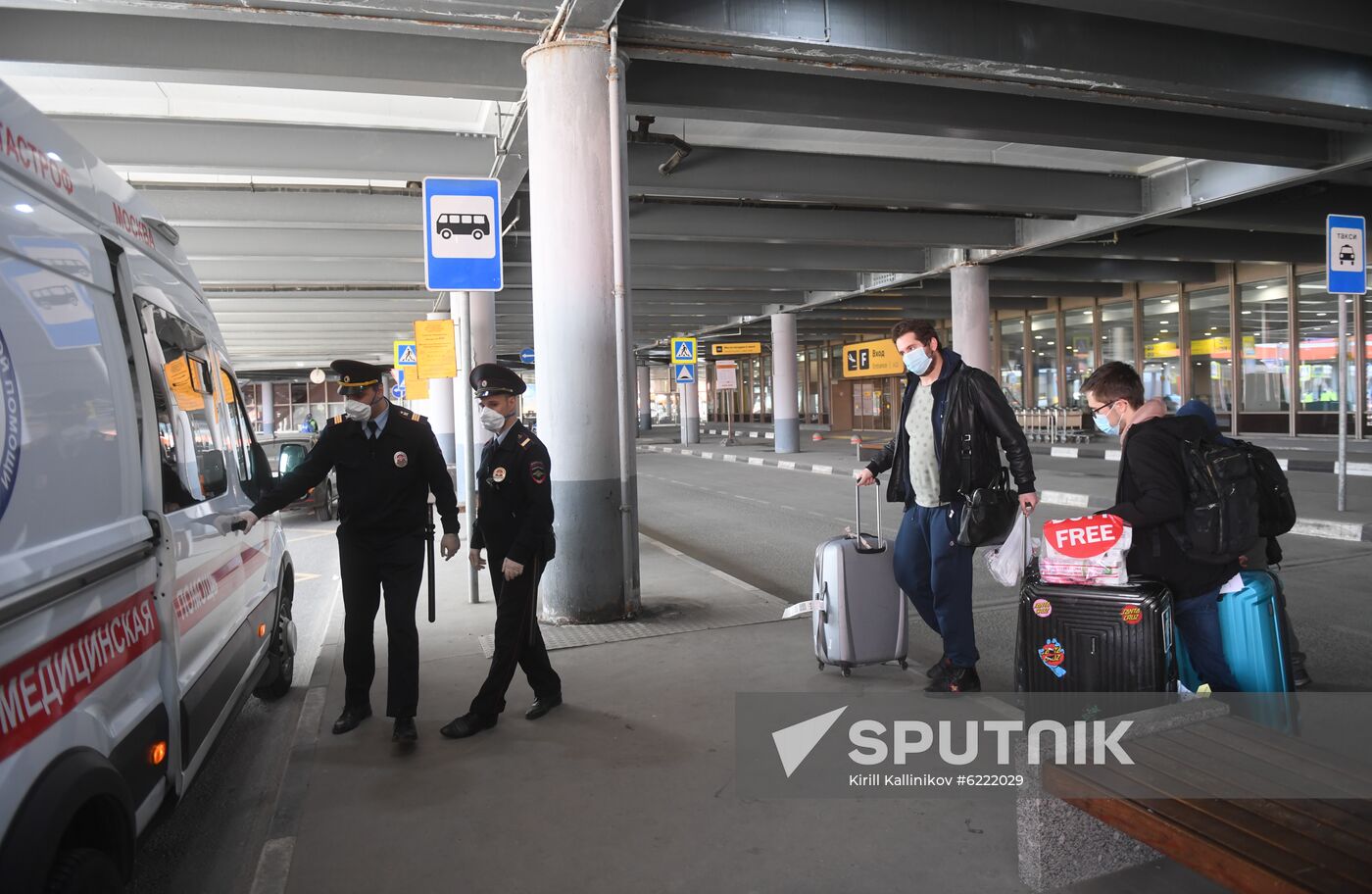 Russia Coronavirus Tourists Return