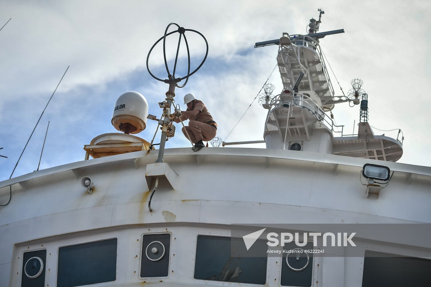 Antarctica Admiral Vladimirsky Expedition