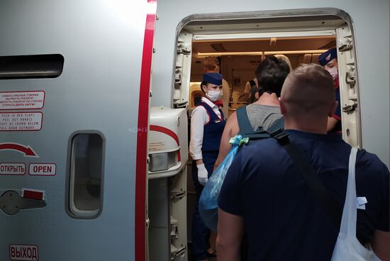 Indonesia Russia Coronavirus Tourists Return
