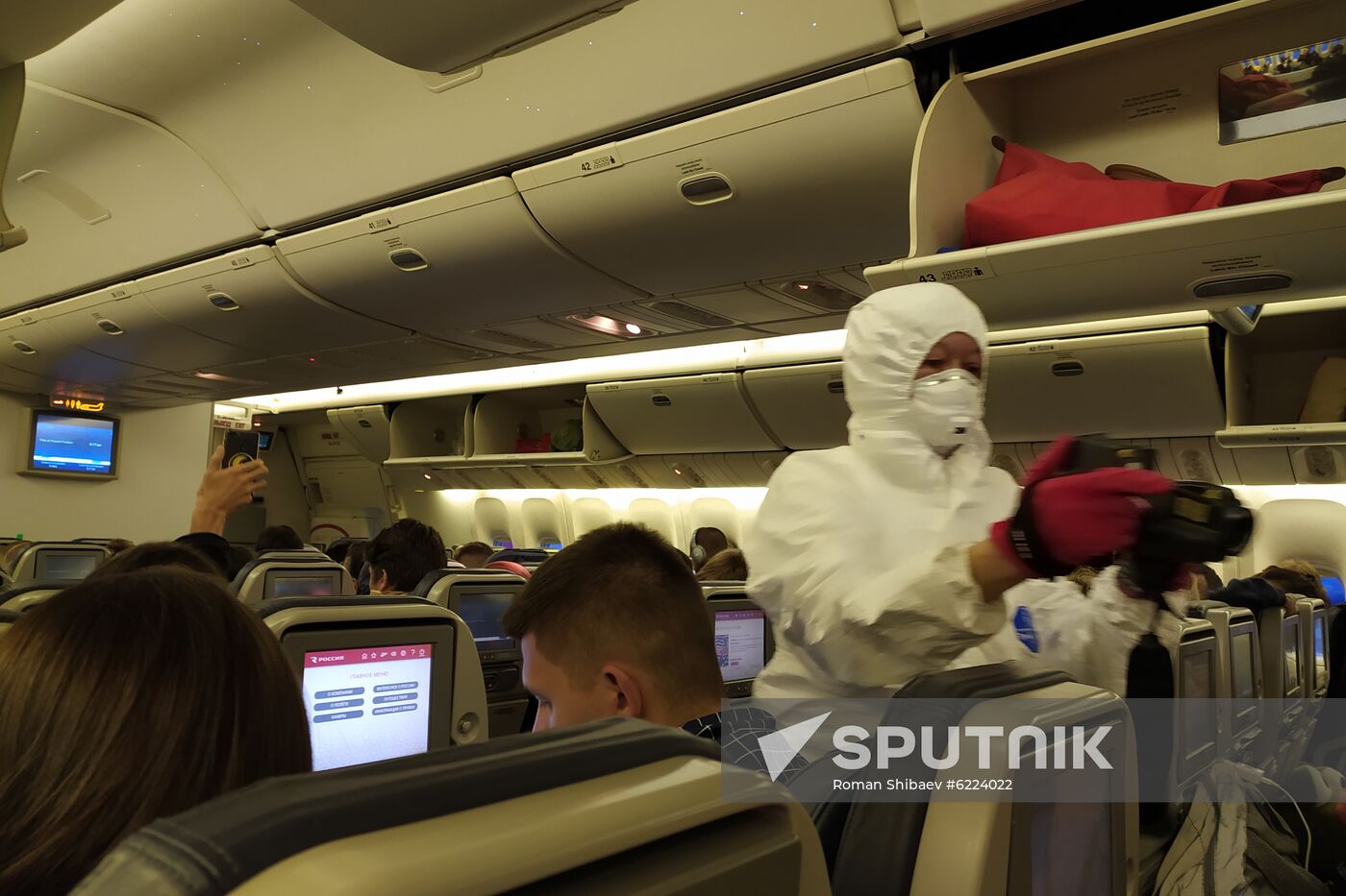 Indonesia Russia Coronavirus Tourists Return