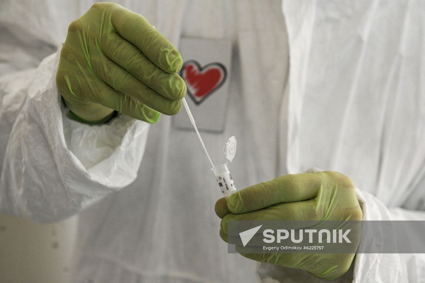 Russia Coronavirus Tests