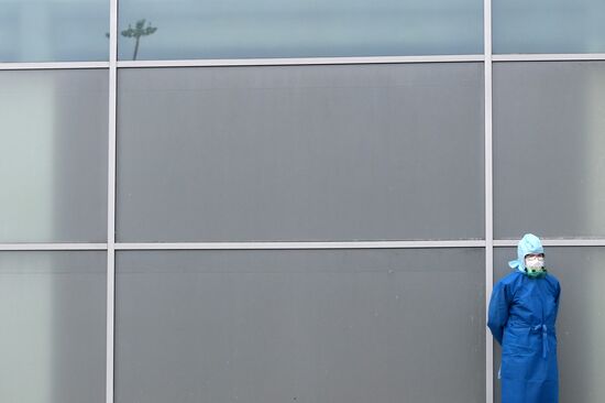 Russia Coronavirus Tourists Return