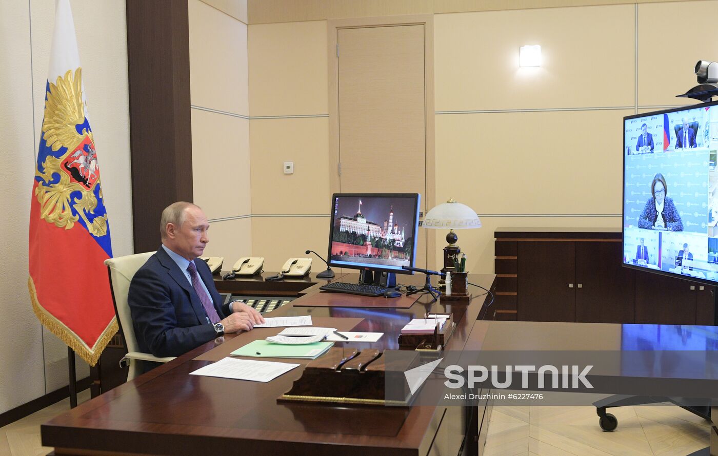 Russia Putin Economy