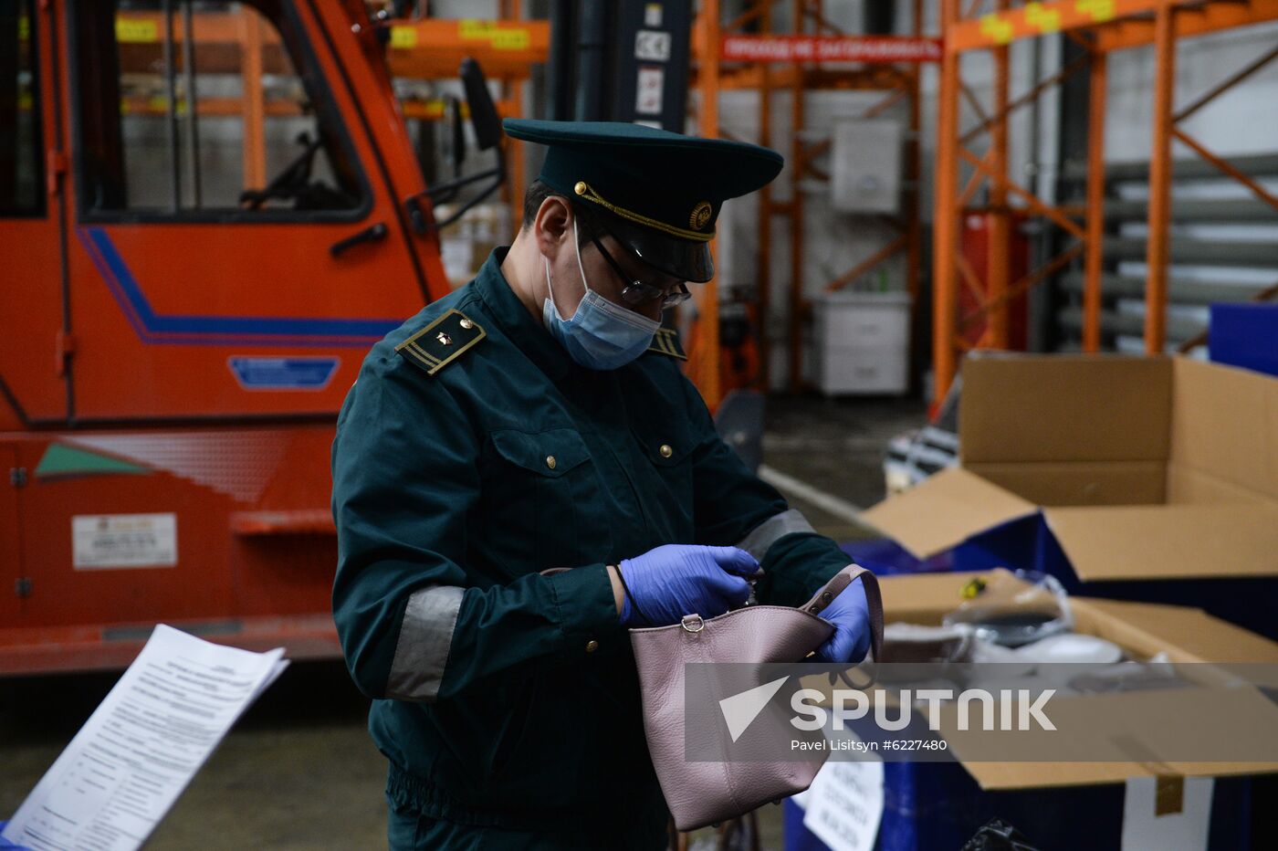 Russia Coronavirus Customs Control