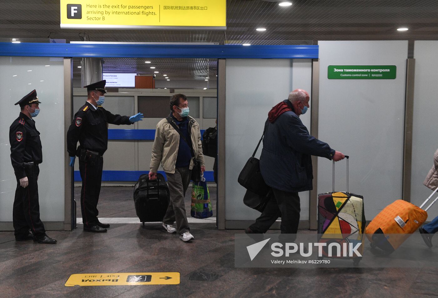 Russia Coronavirus Tourists Return