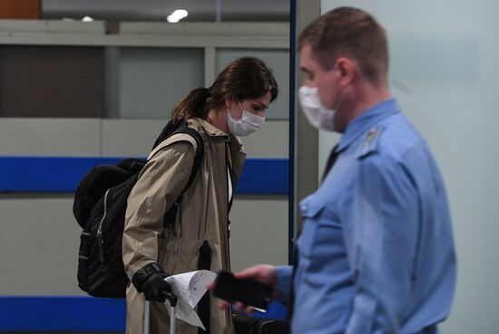 Russia Coronavirus Tourists Return