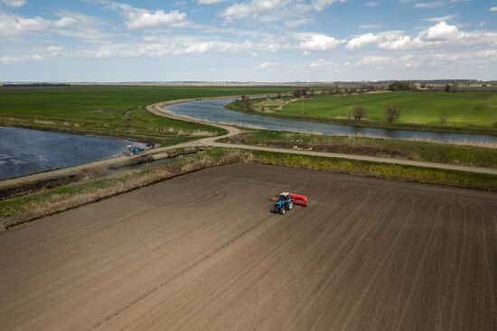 Russia Rice Planting