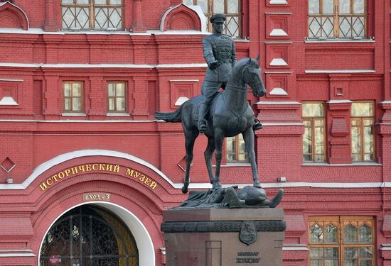 Restoration of Monument to Marshal Georgy Zhukov completed in Moscow