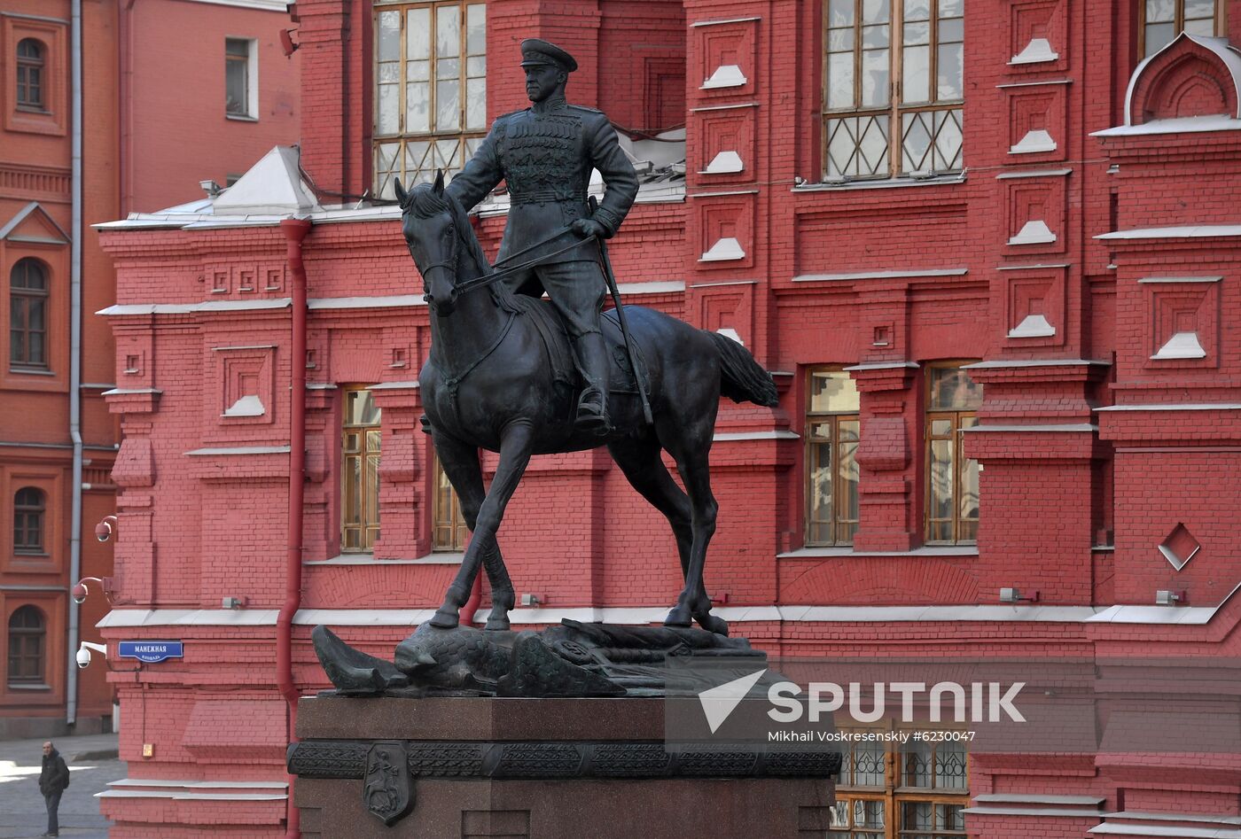 Restoration of Monument to Marshal Georgy Zhukov completed in Moscow