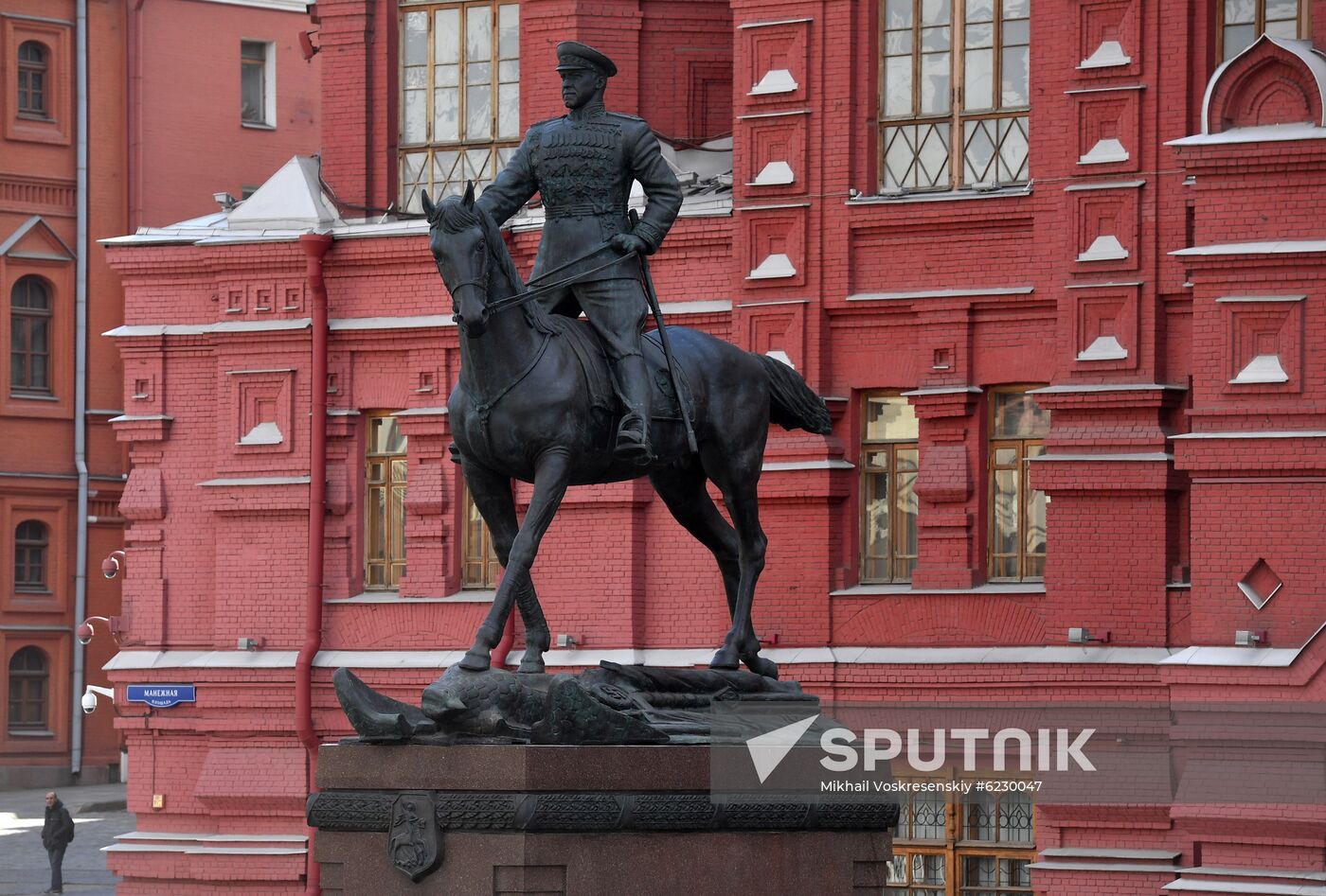 Restoration of Monument to Marshal Georgy Zhukov completed in Moscow